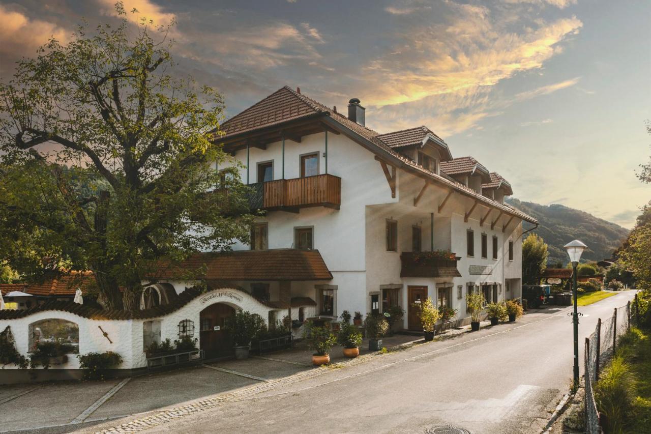Gasthof Hinterleithner Persenbeug Exterior foto